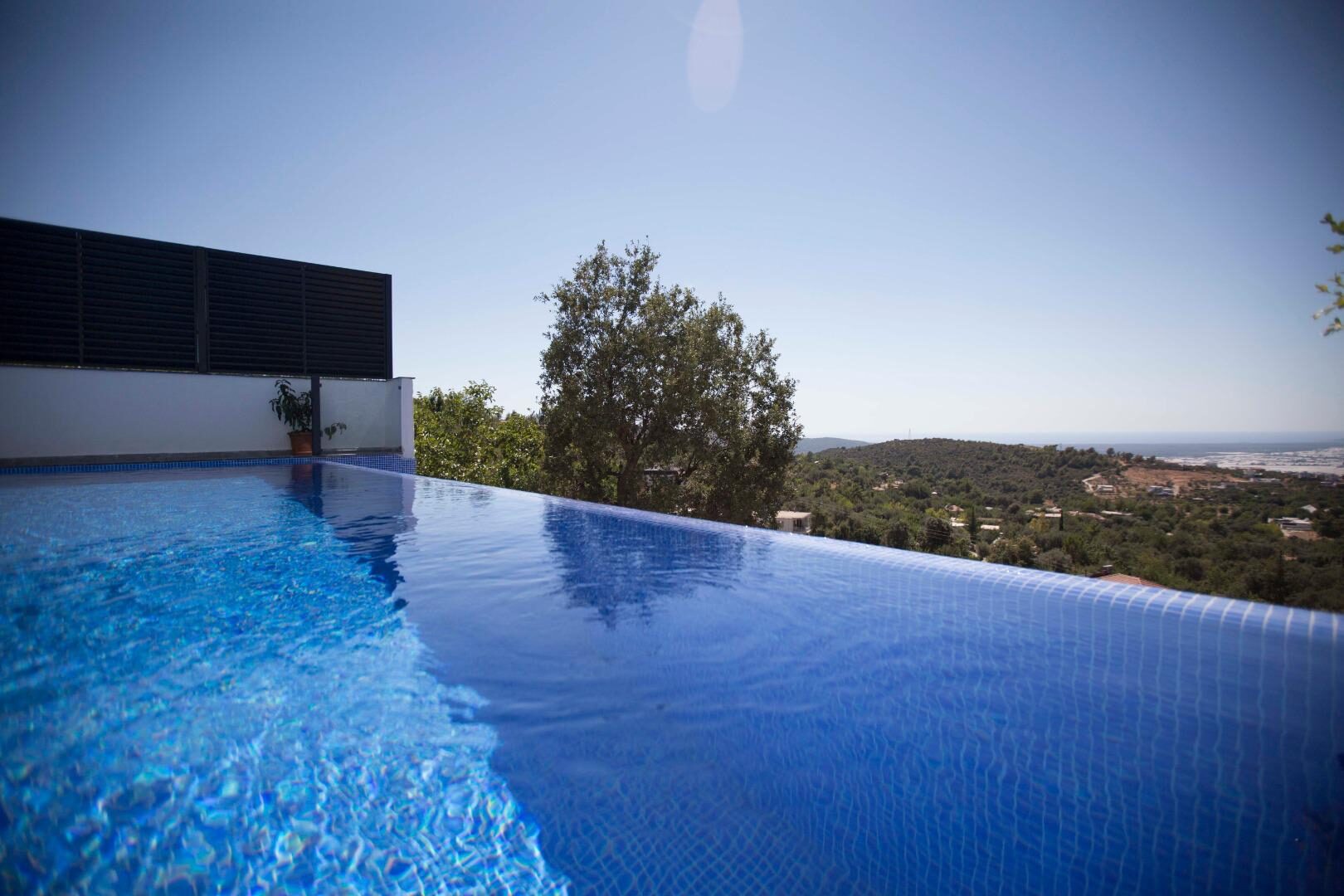 Villa Fantastik — 15