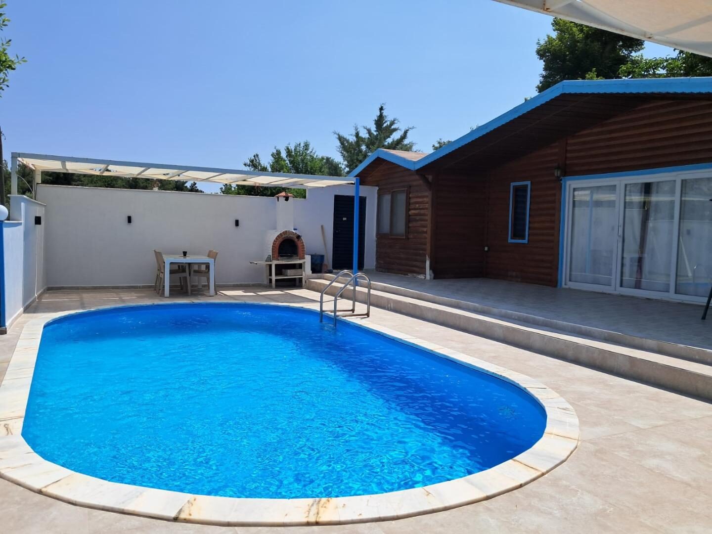 Villa Belize 1 — 8