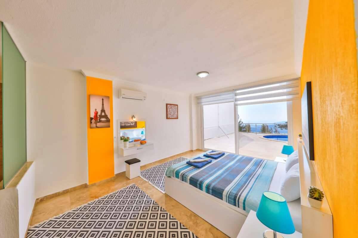 Villa Secret Swiss — 39
