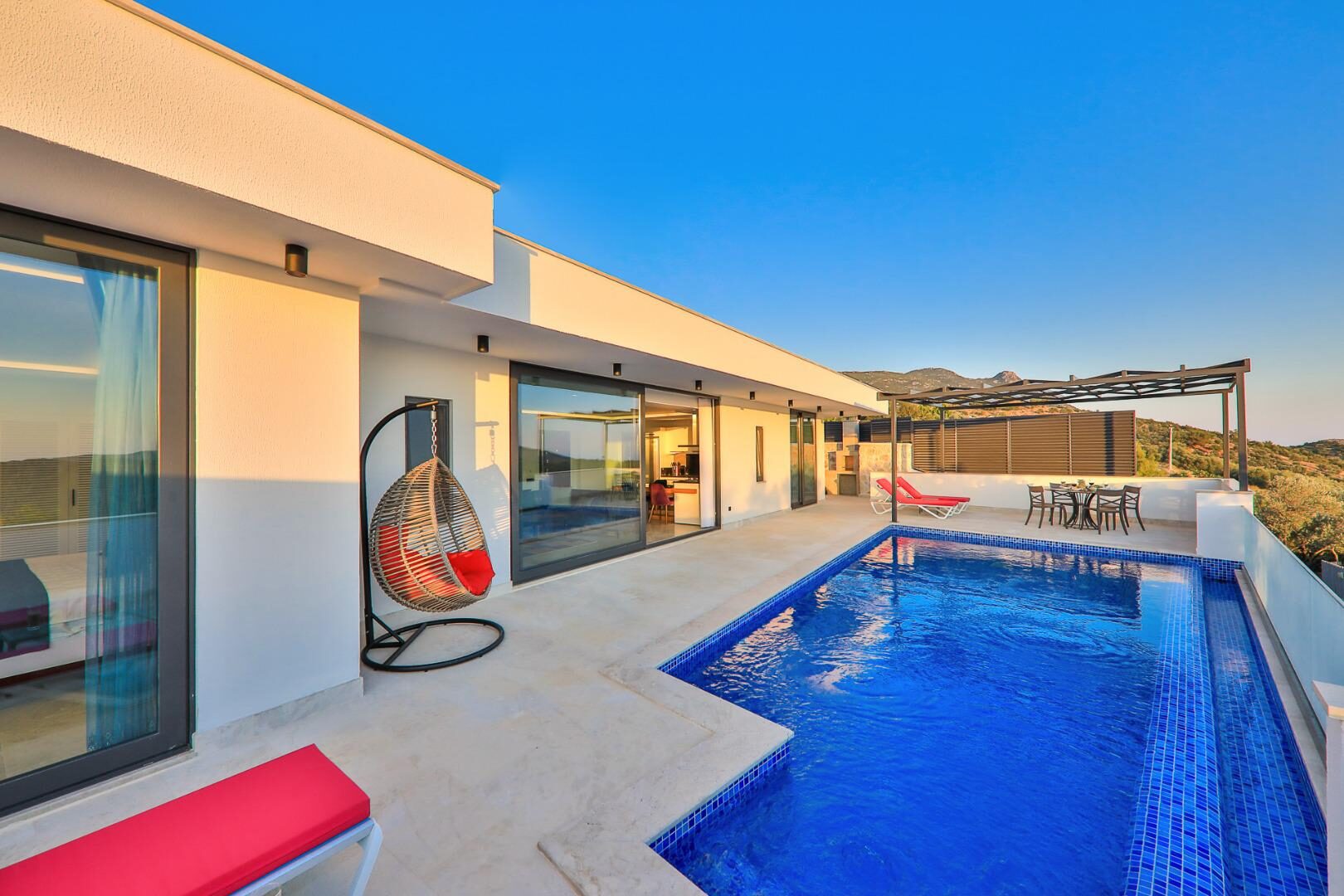 Villa Azure — 4
