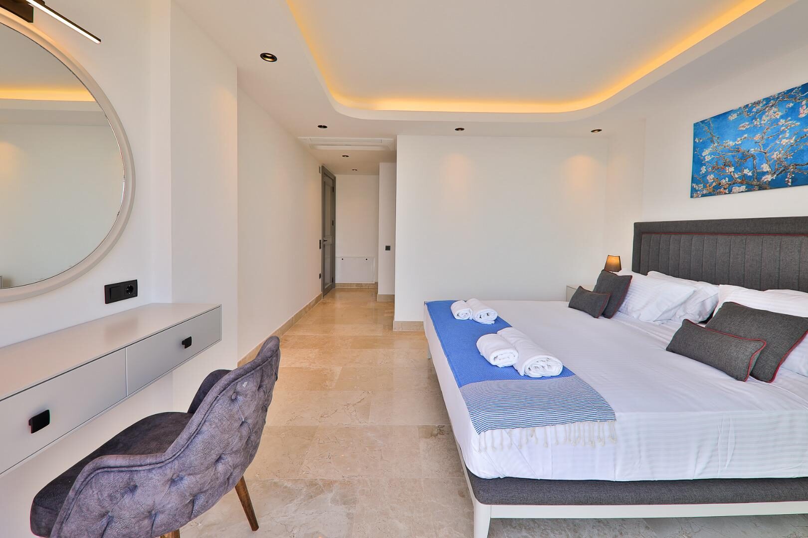 Villa Dreams — 13