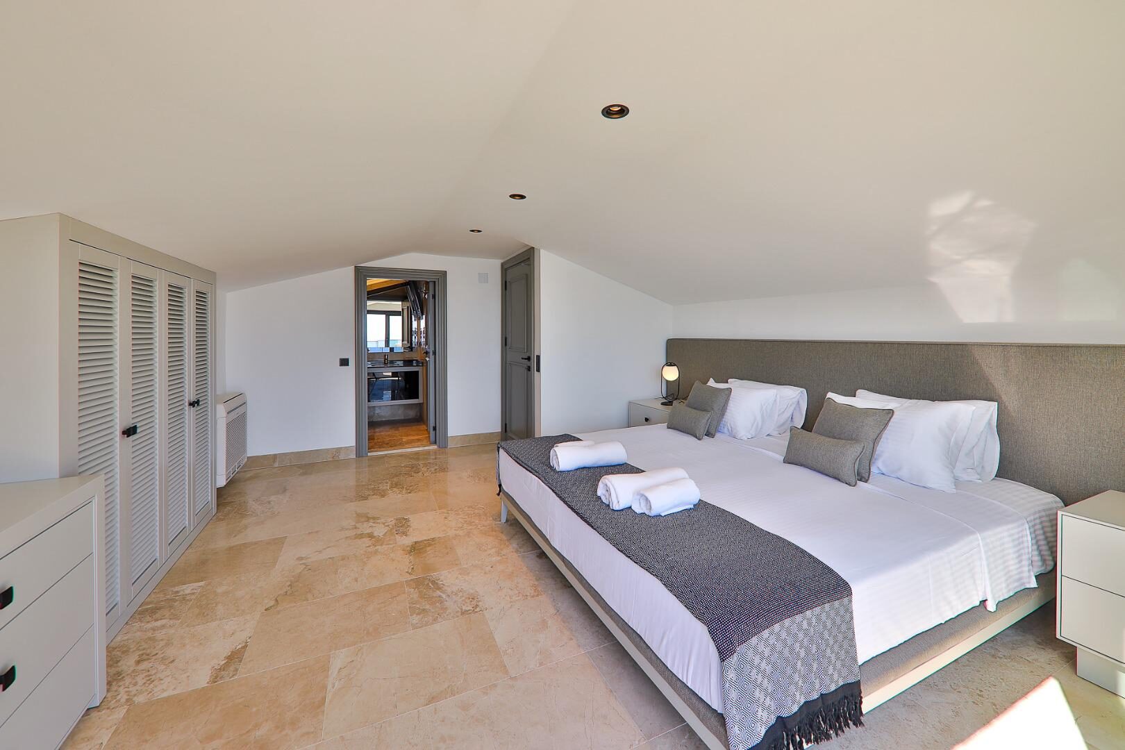 Villa Sweet — 26