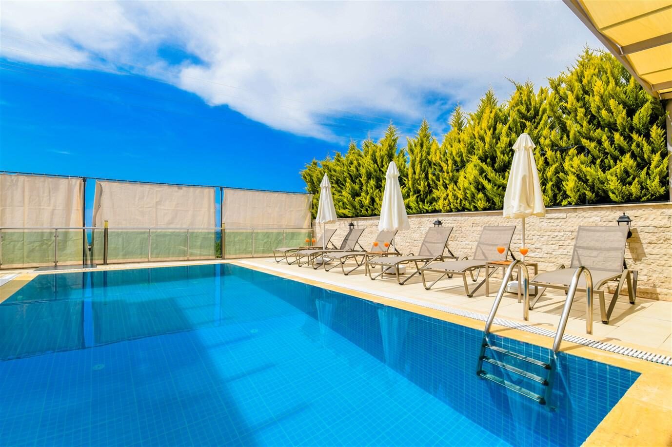 Villa Kaya — 6