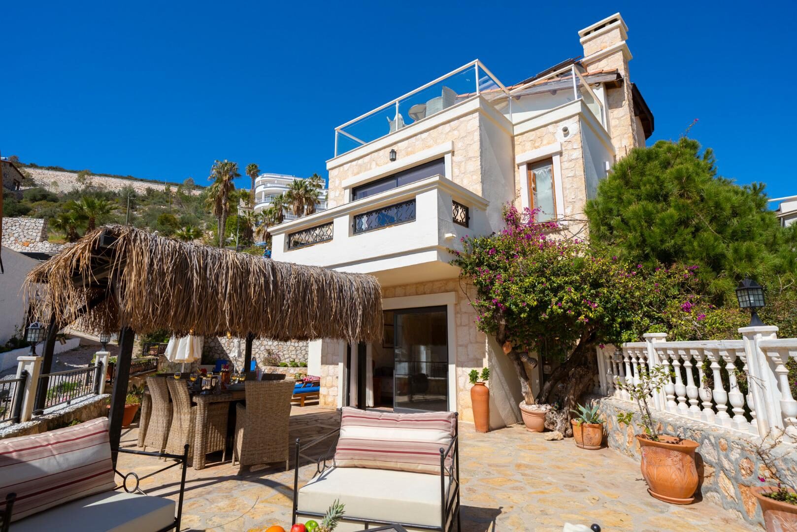 Villa Tashla — 19