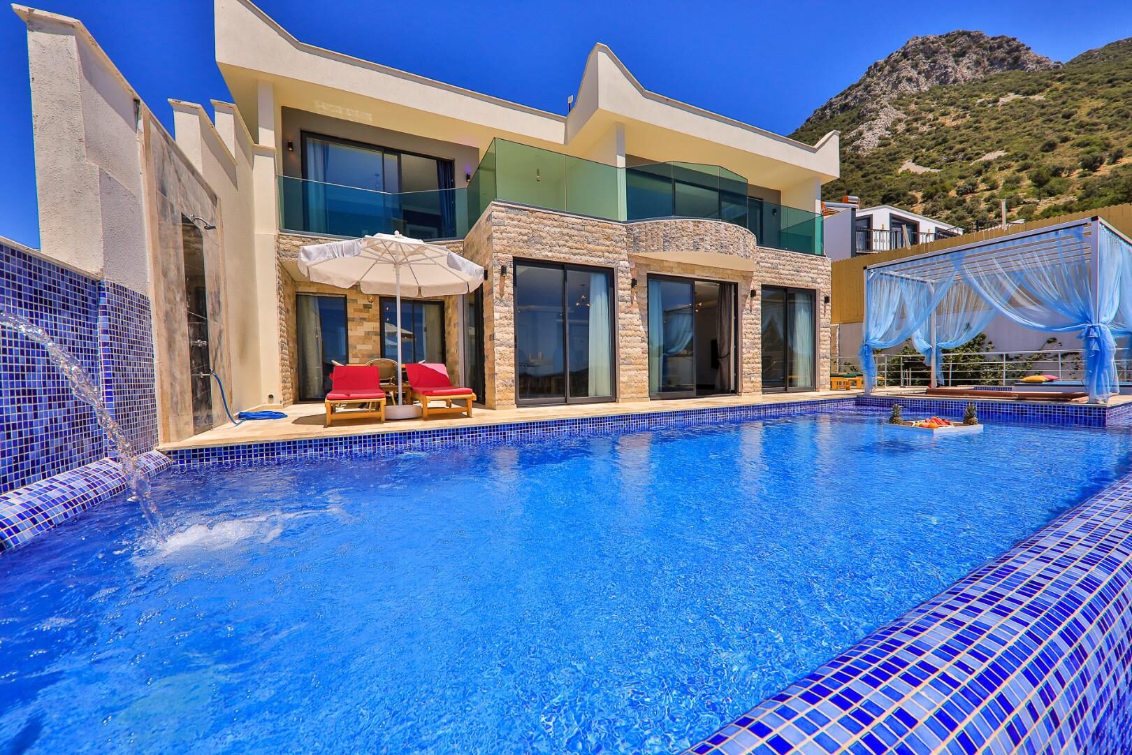 Villa Hills Londra — 3