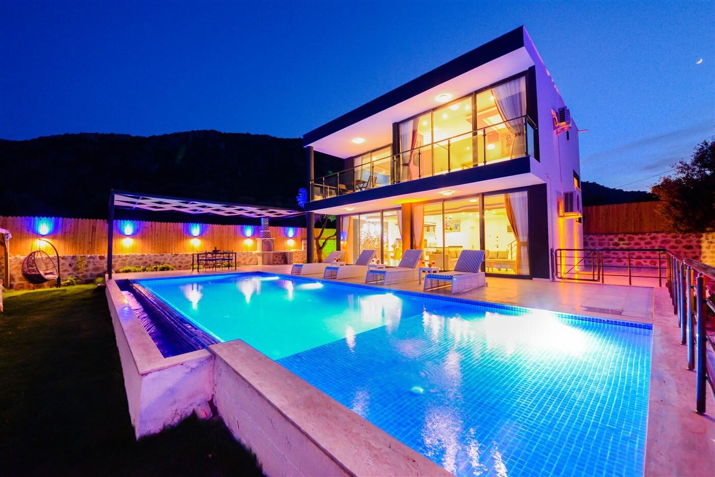 Villa Black Rose — 3