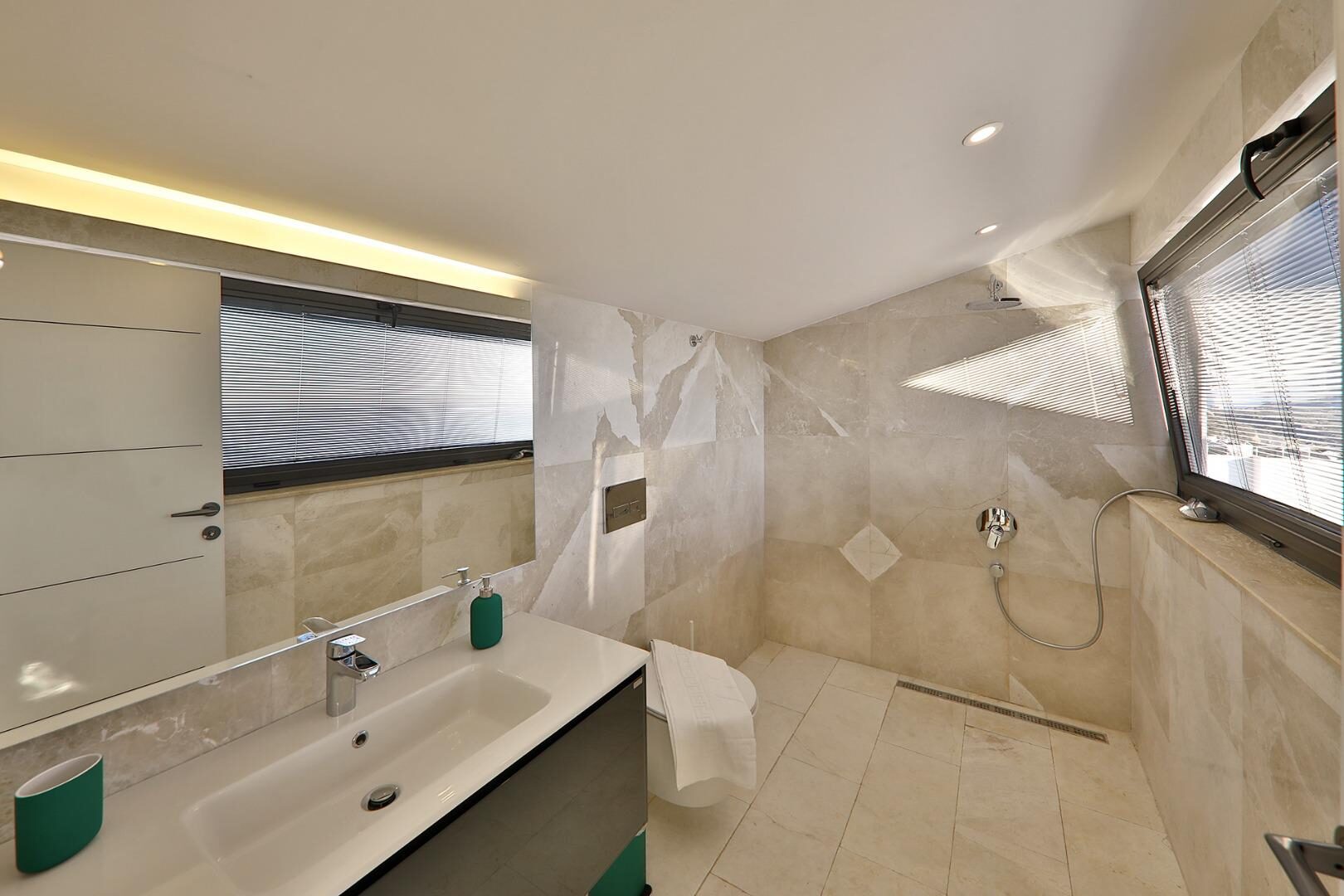 Villa Luxury — 39