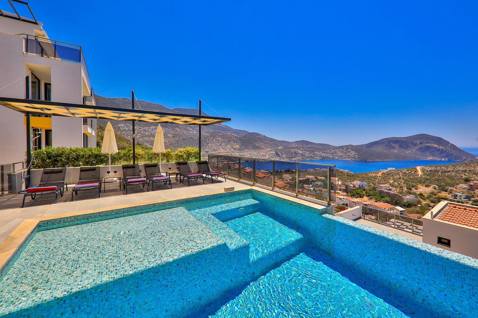 Villa Skylight — 14
