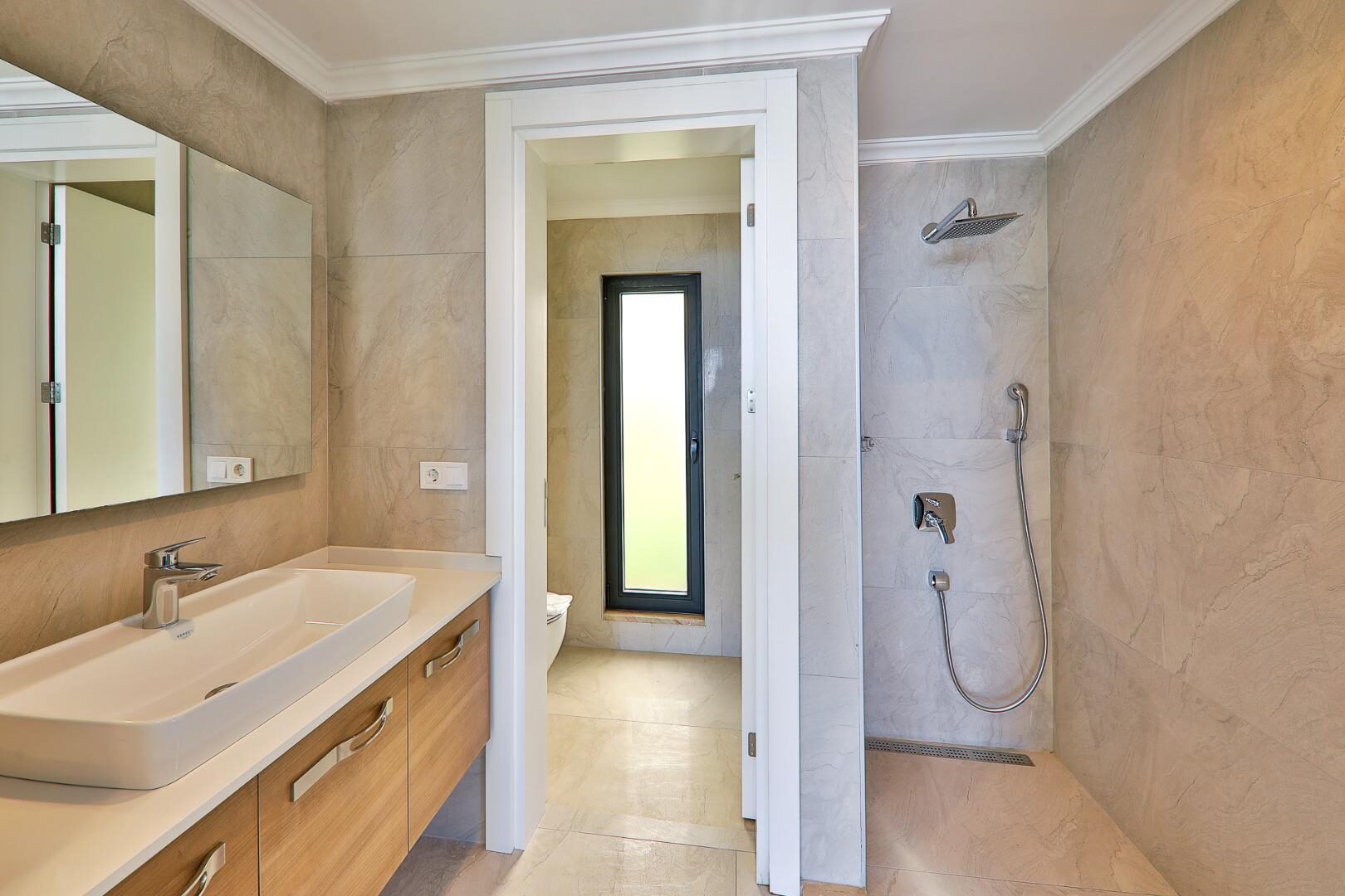 Villa Skylight — 48
