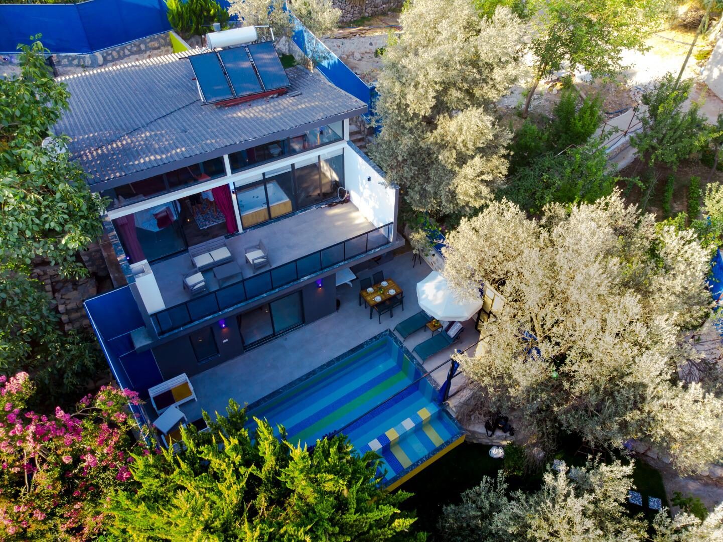 Villa Cerenimo — 2
