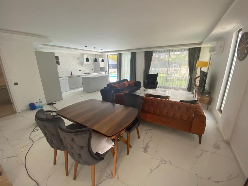 Villa Silver — 22