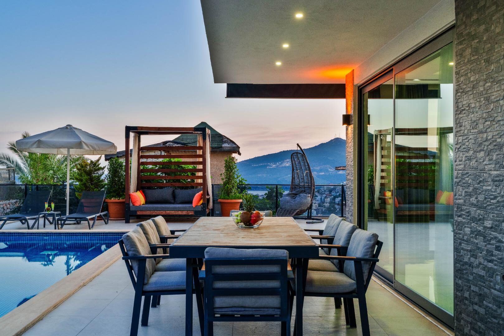 Villa Cassa — 16