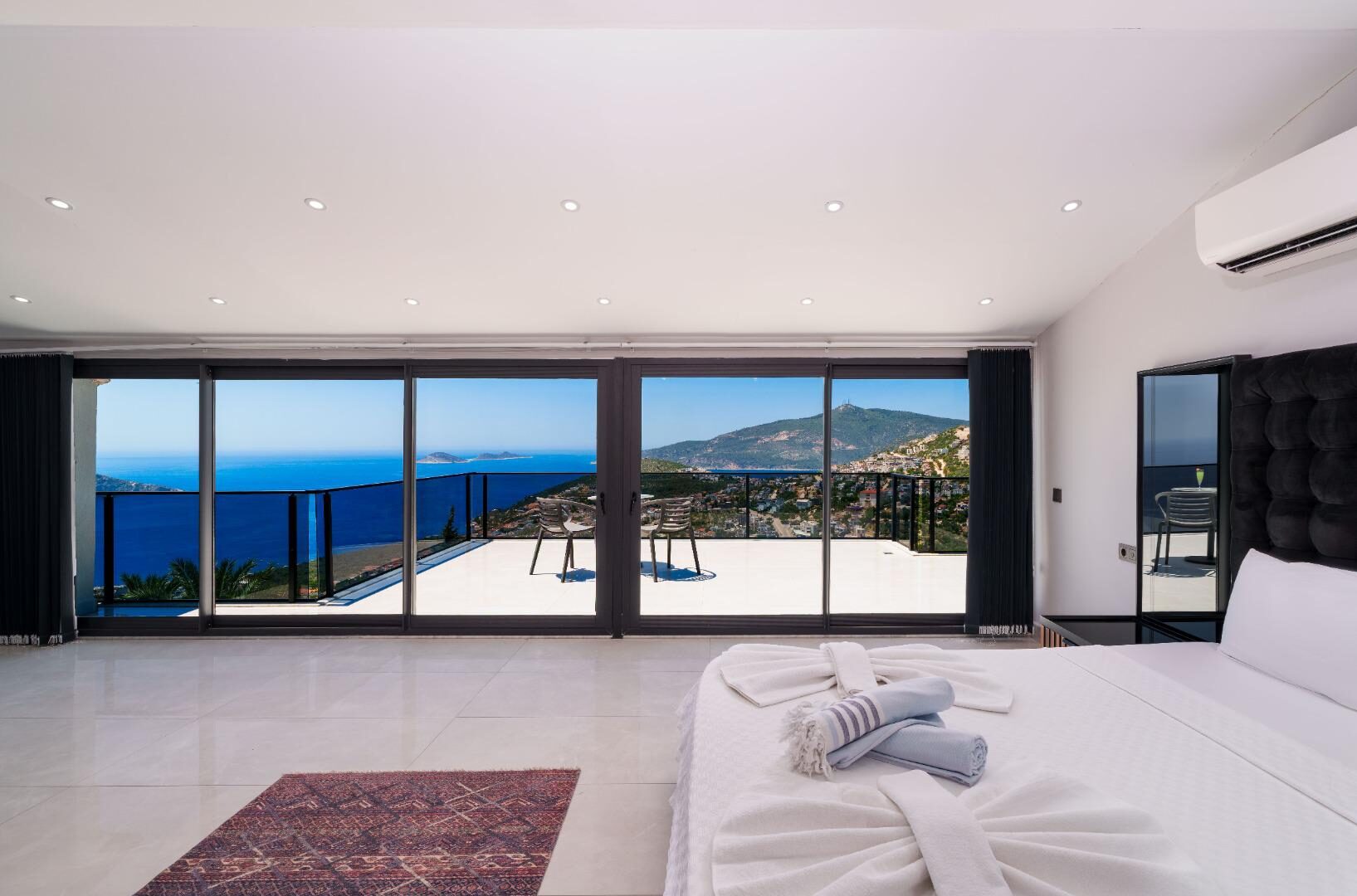 Villa Cassa — 26