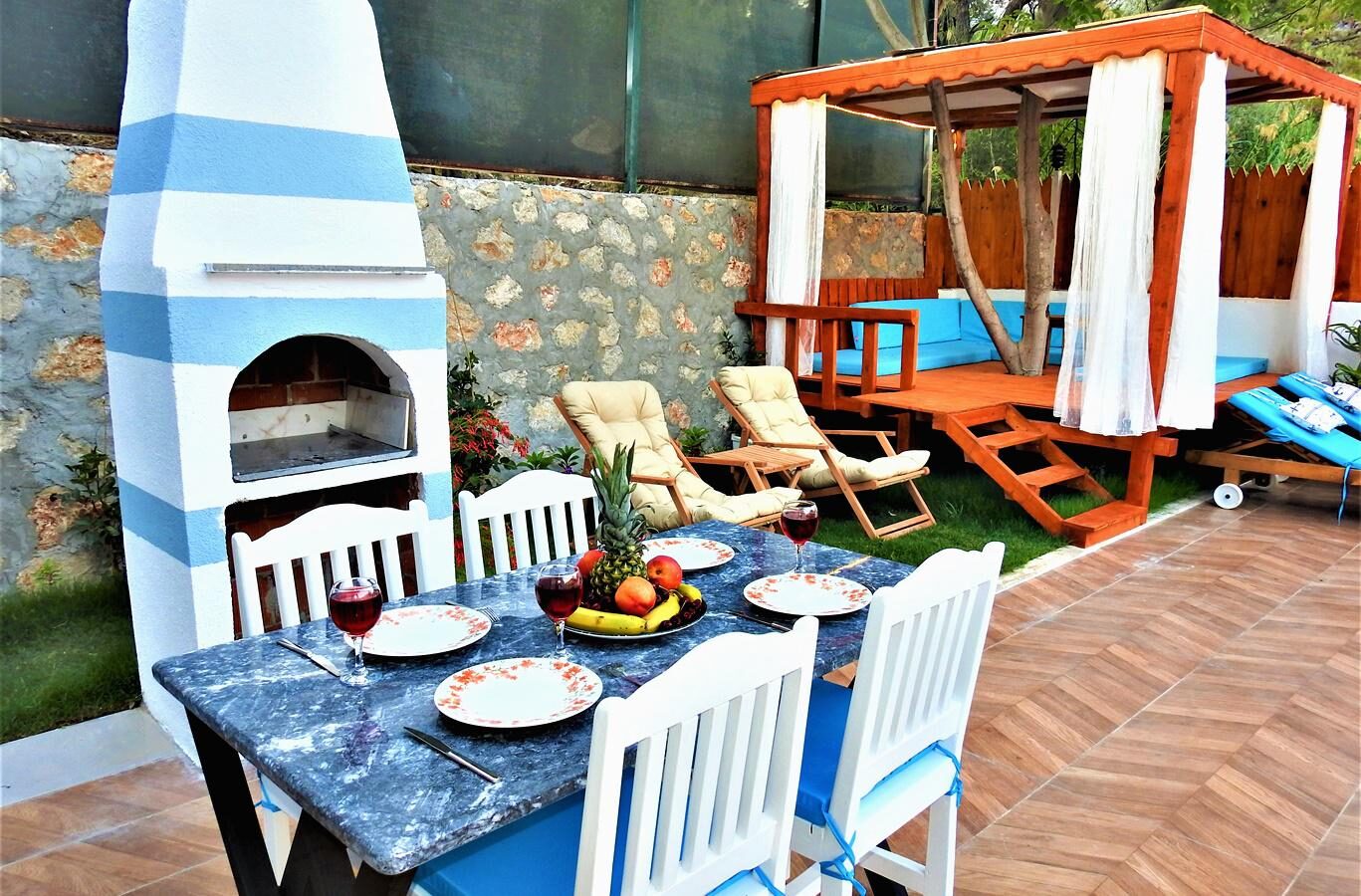 Villa Rayna — 18