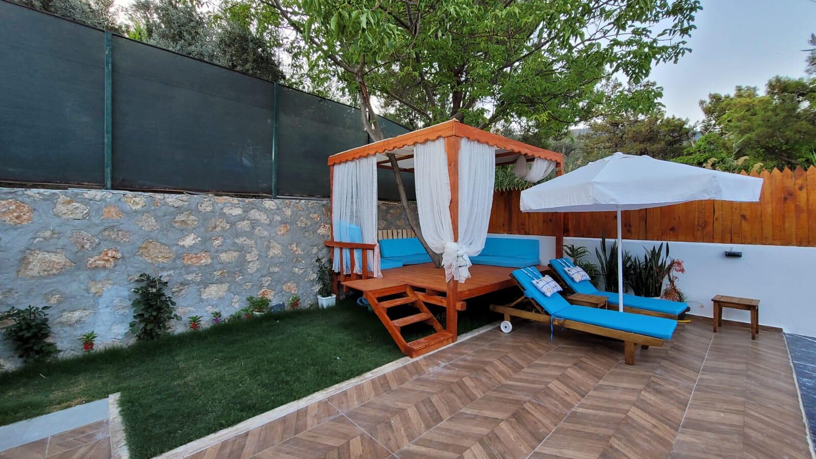 Villa Rayna — 42