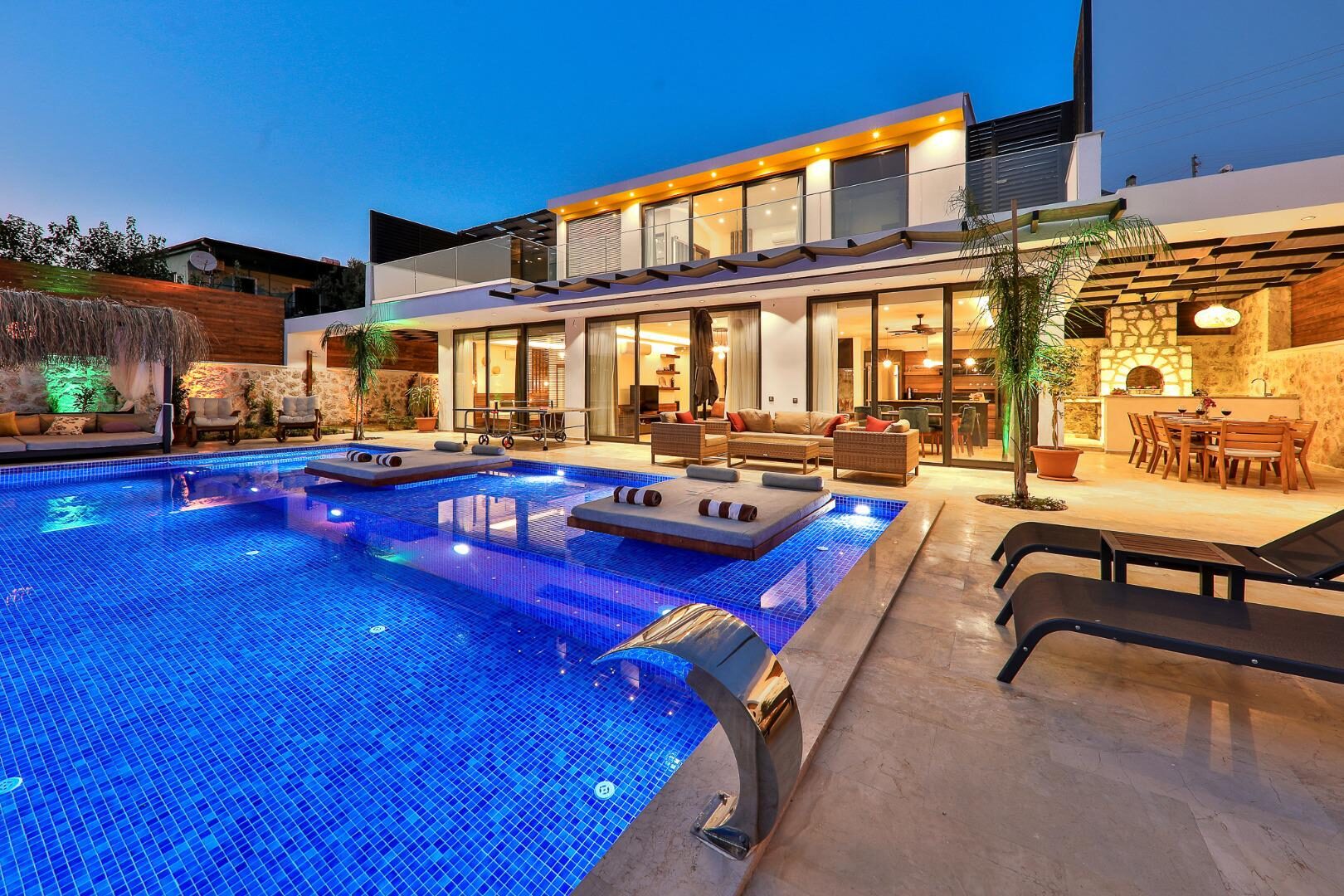 Villa Glorious — 35