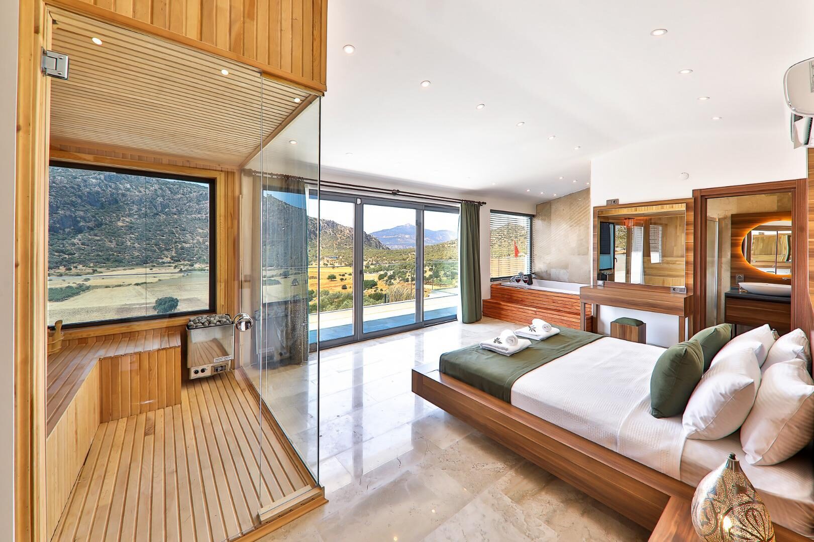 Villa Glorious — 47