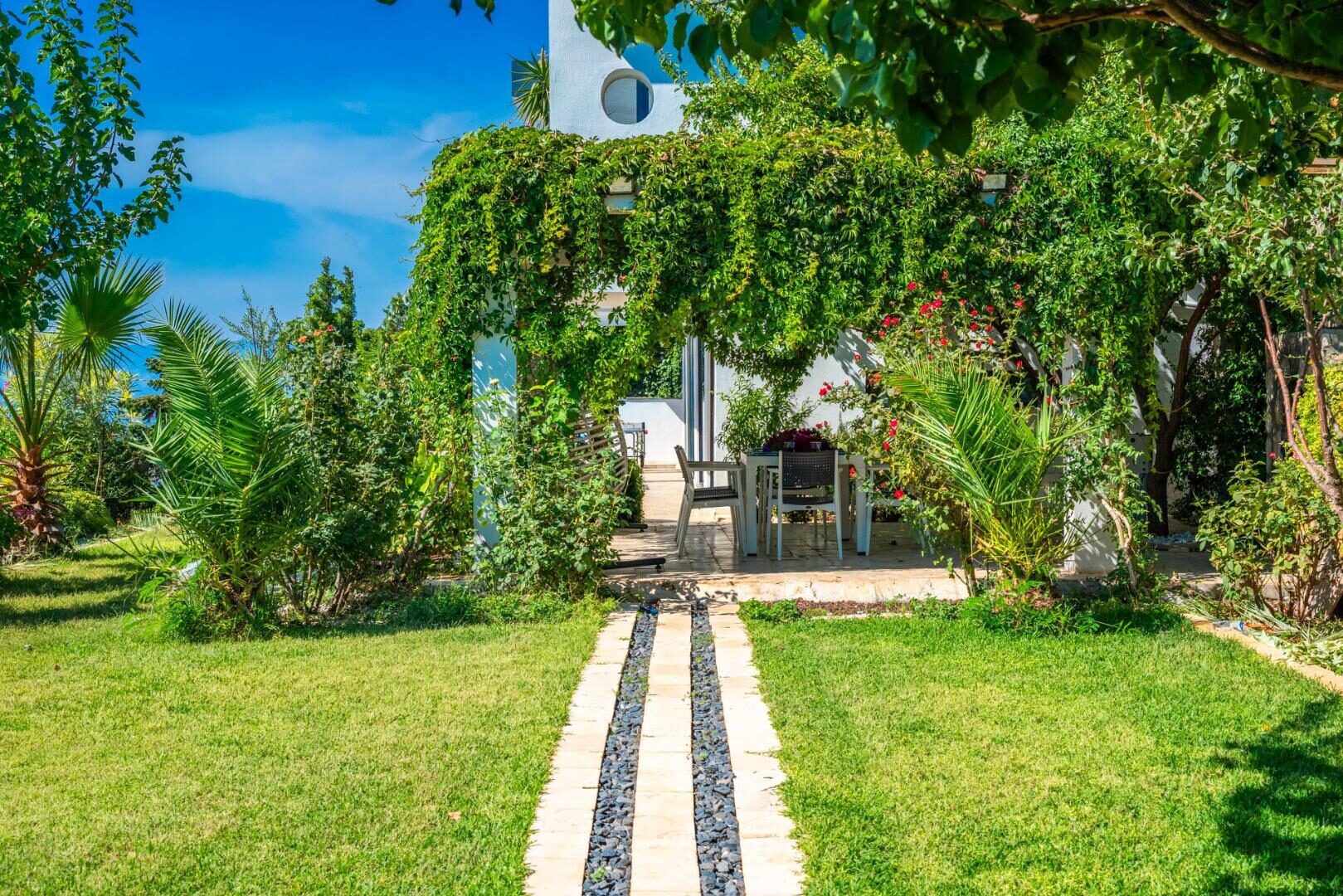 Villa Hyperion — 30