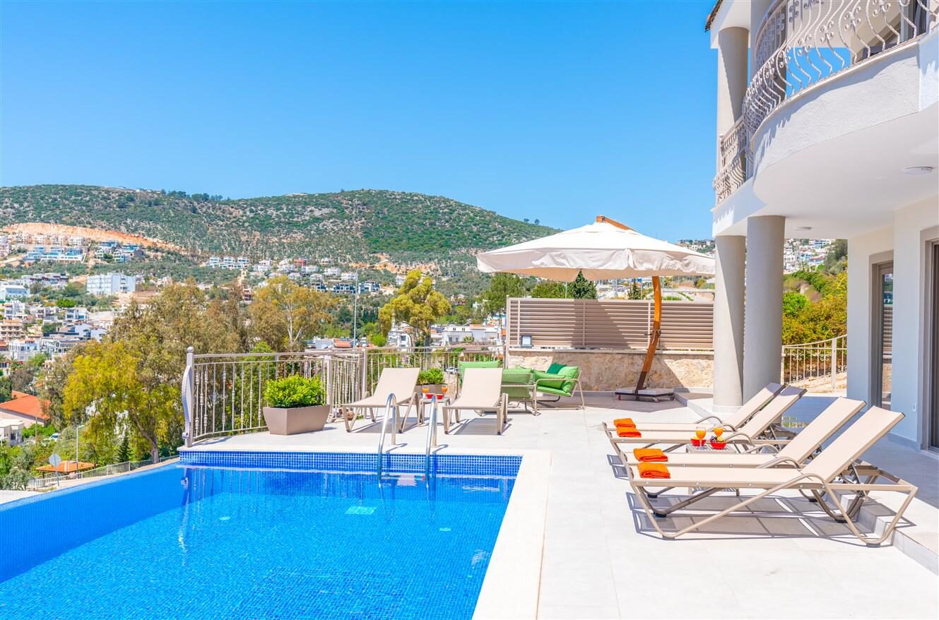 Villa Quzey — 8