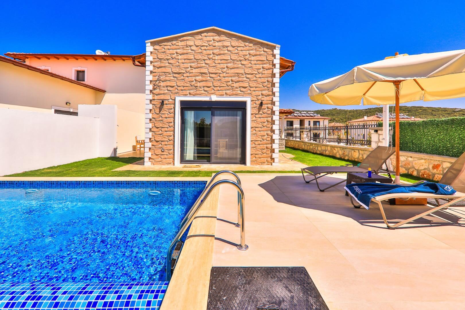 Villa Serenita — 8