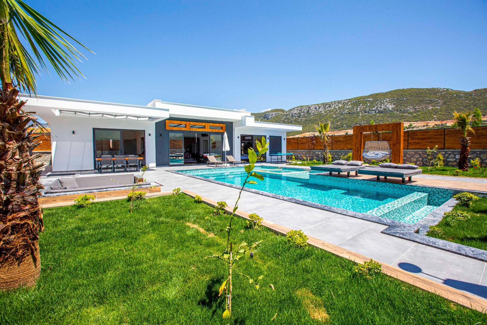 Villa Bahamas — 2