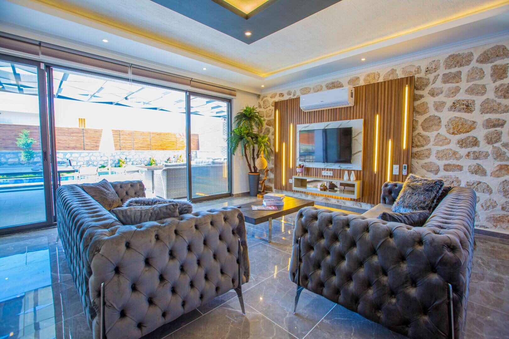 Villa Montenegro — 5