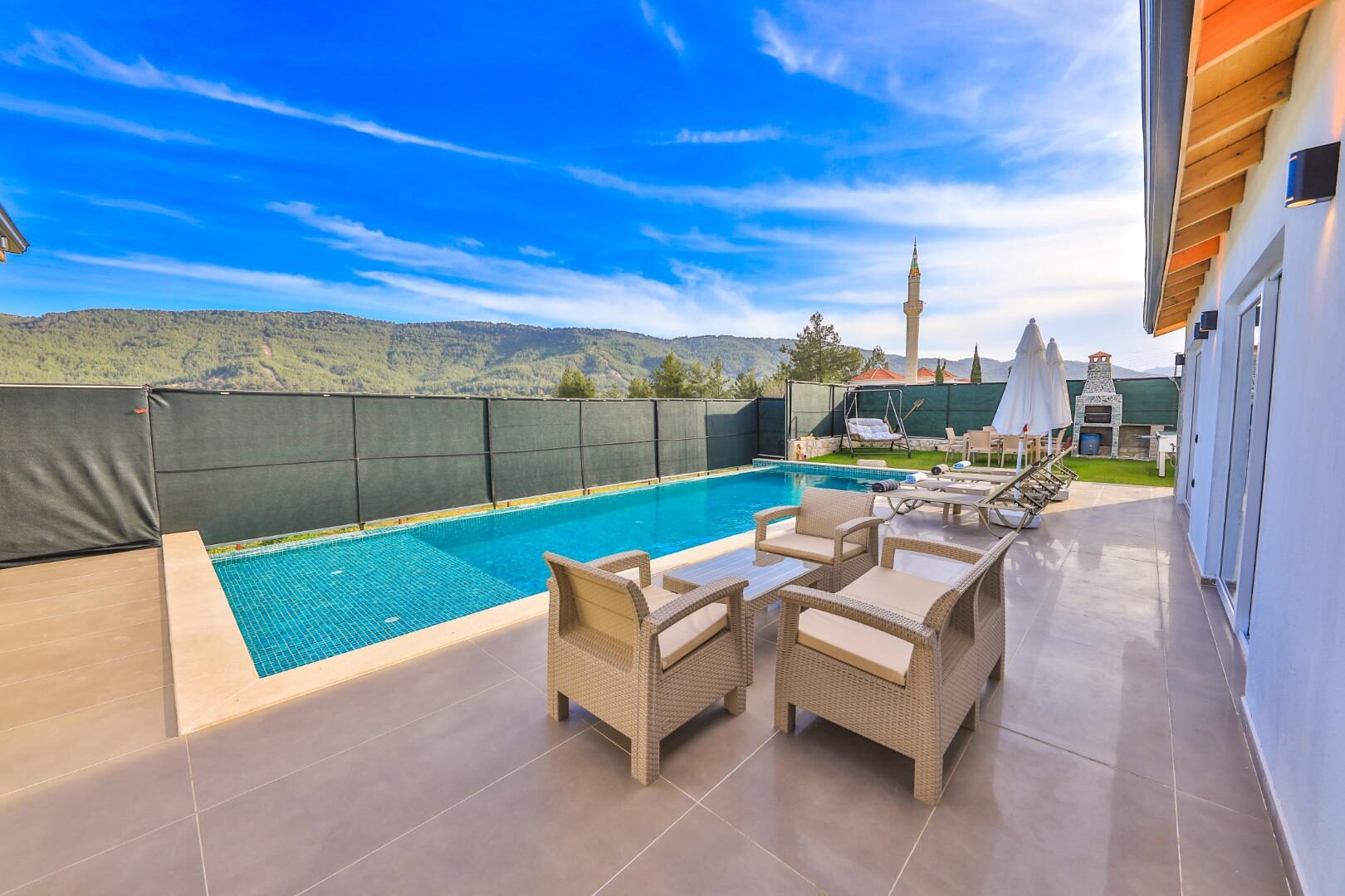 Villa Tawny — 30