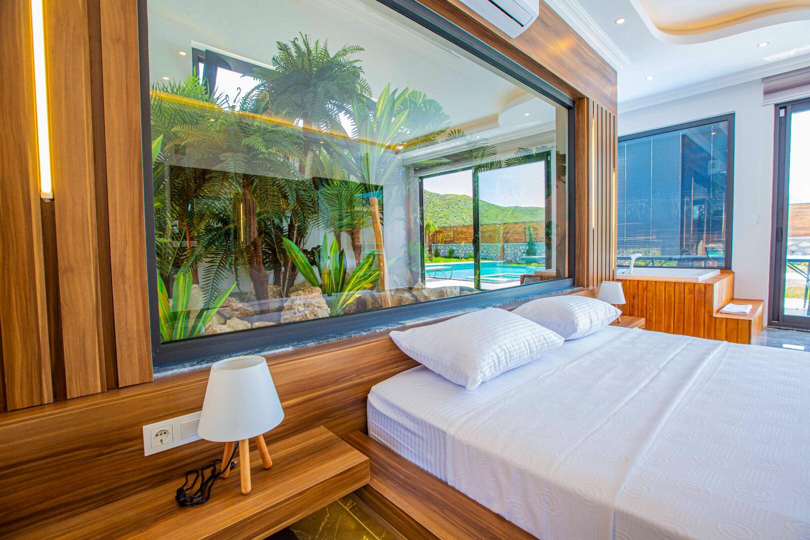 Villa Bahamas — 55
