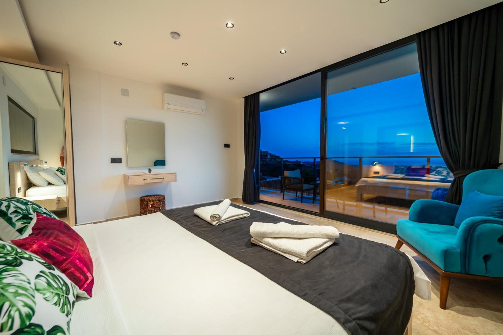 Villa Azde — 97
