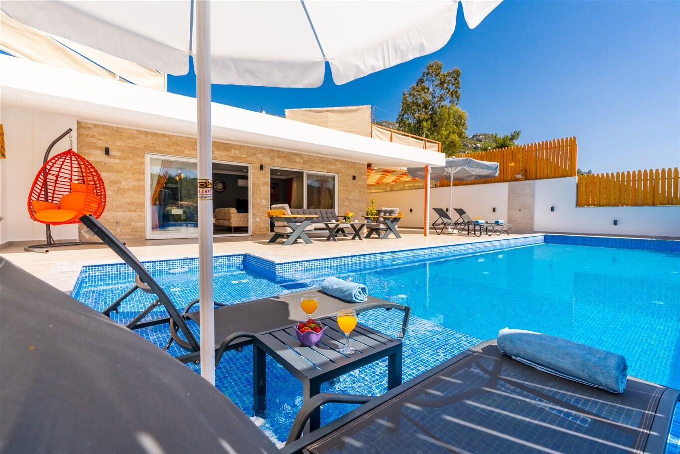 Villa Amber Uno — 2