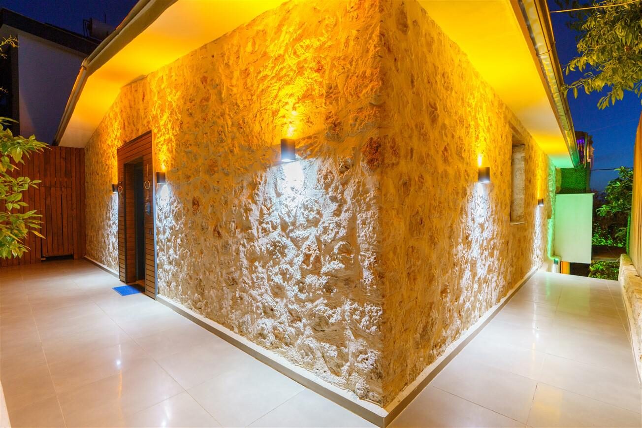 Villa Mira Queen — 59