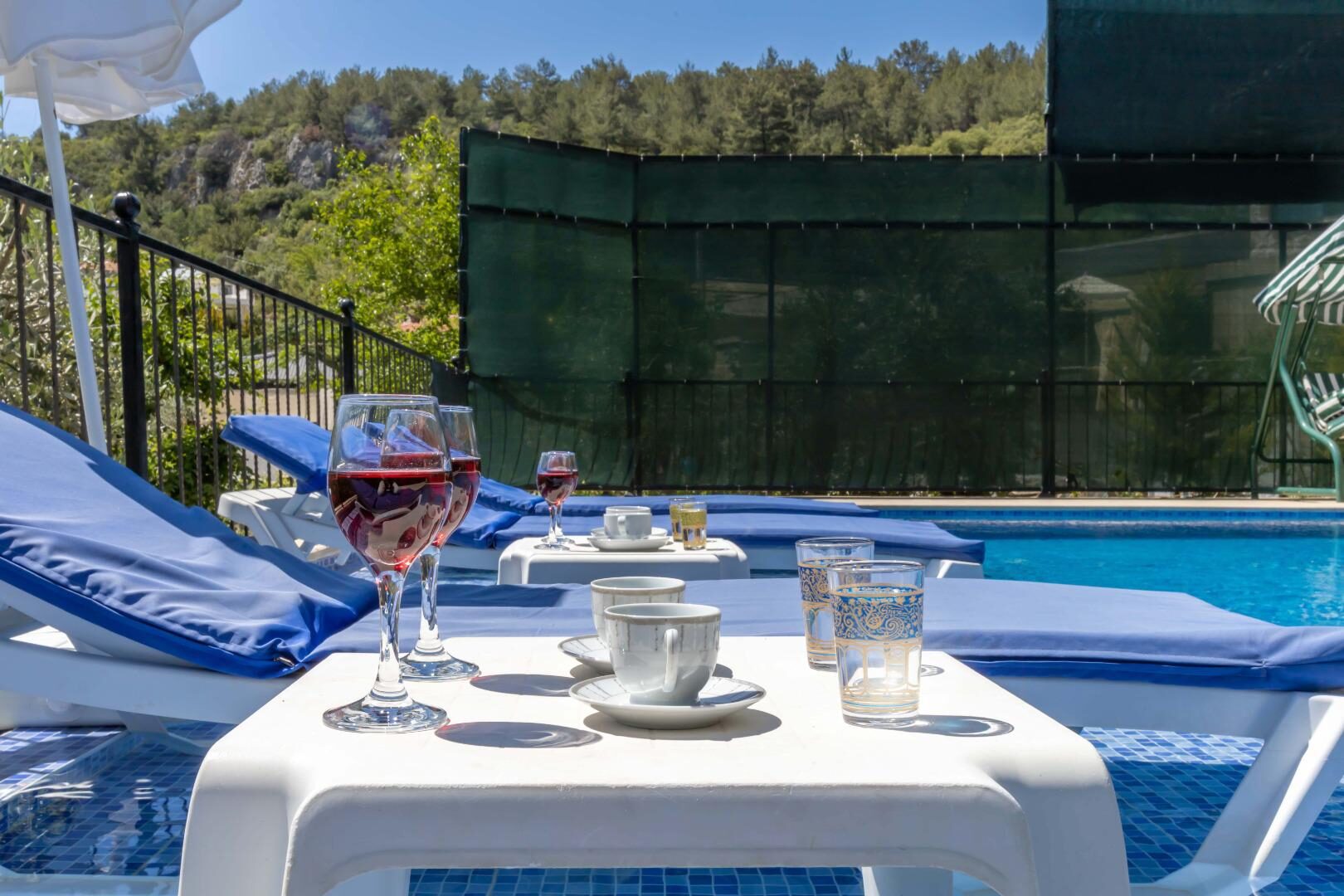 Villa Heves — 13