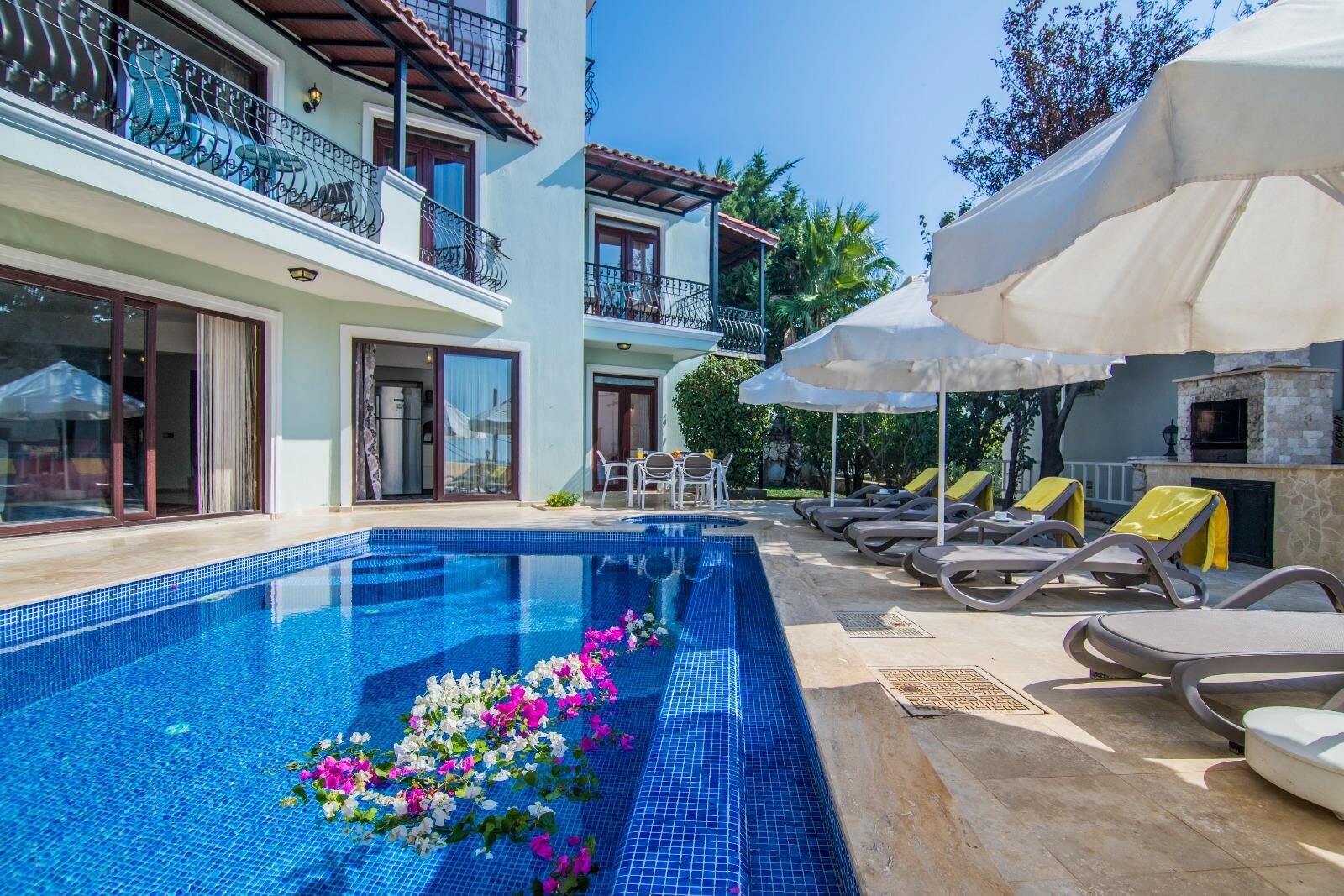 Villa Hazal — 2