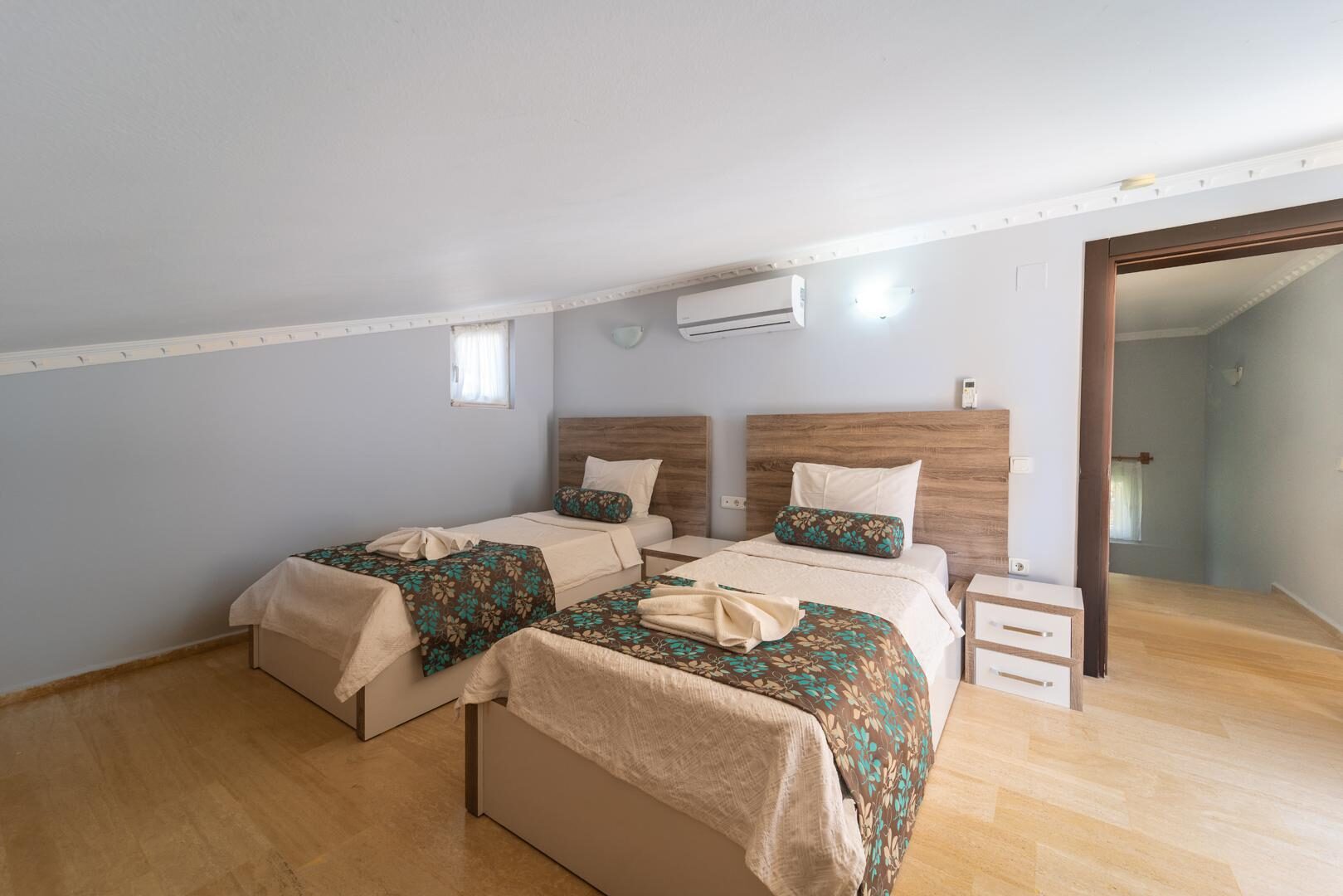 Villa Baynur — 40