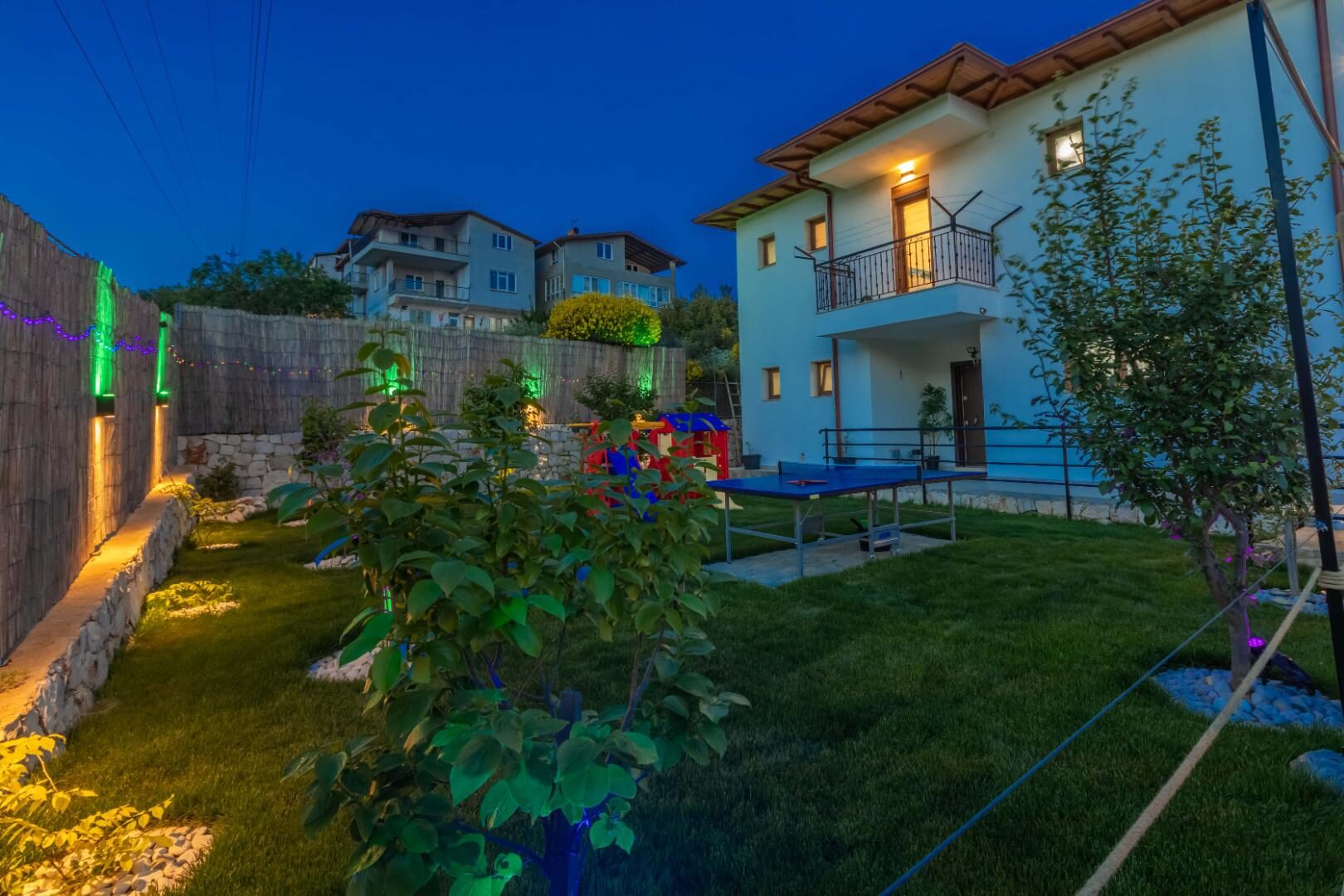 Villa Daphne — 3
