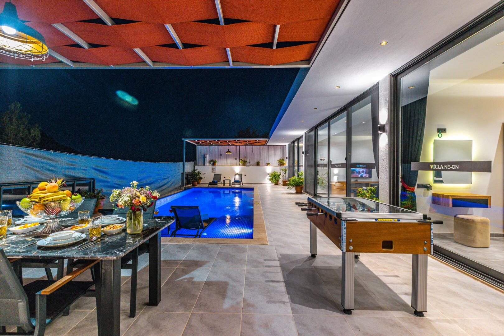 Villa Neon — 5