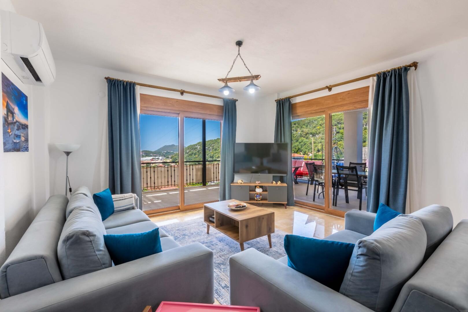 Villa Daphne — 49