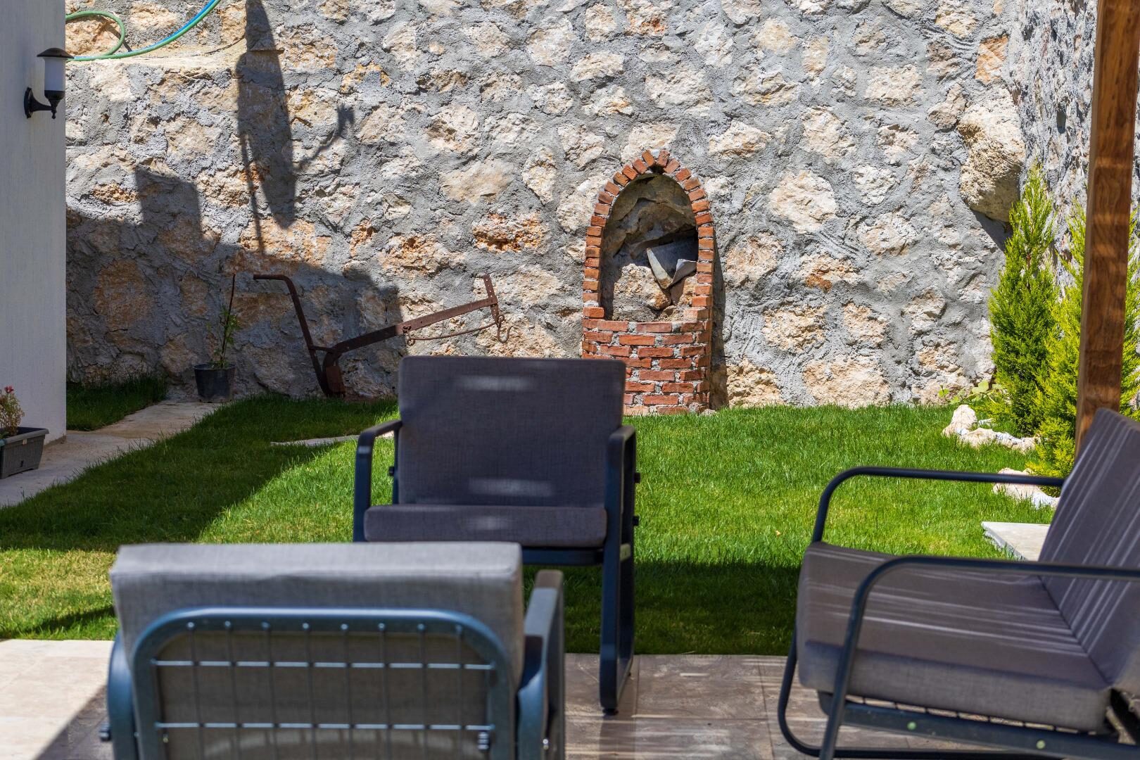 Villa Belis — 25