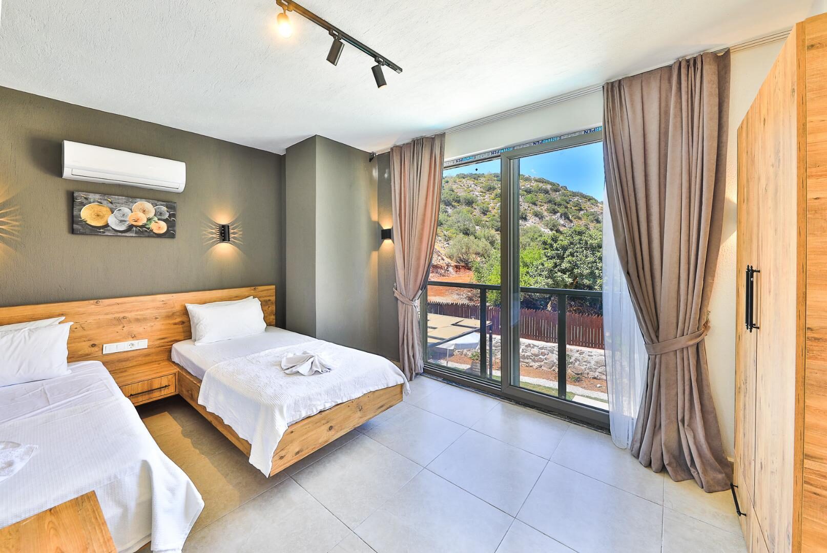 Villa Luvi — 17