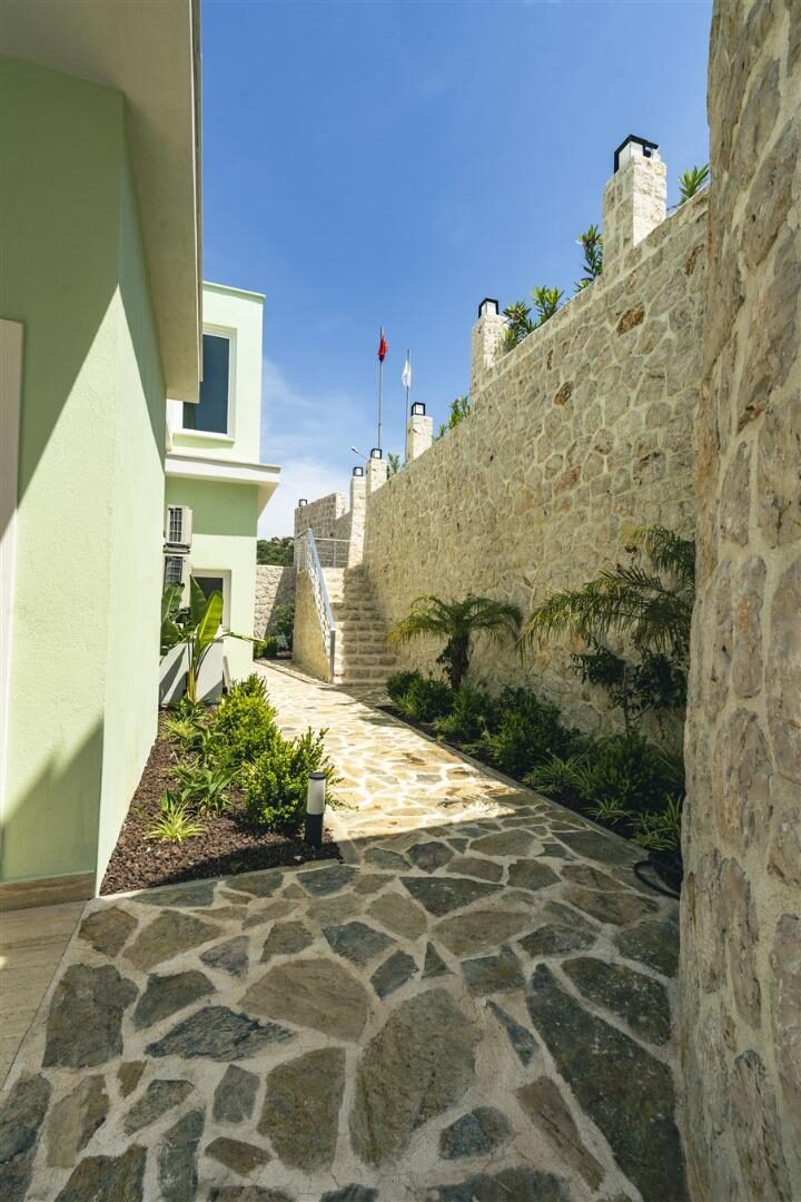 Villa Kanyon Nova — 13
