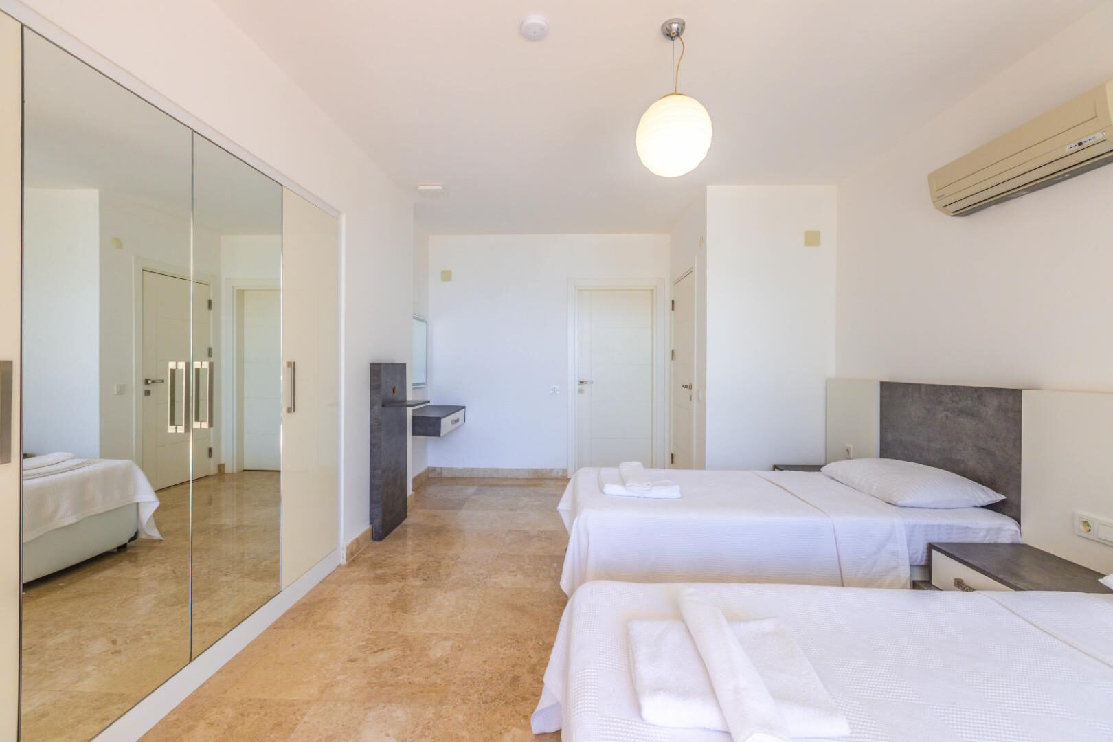 Villa Everes — 44