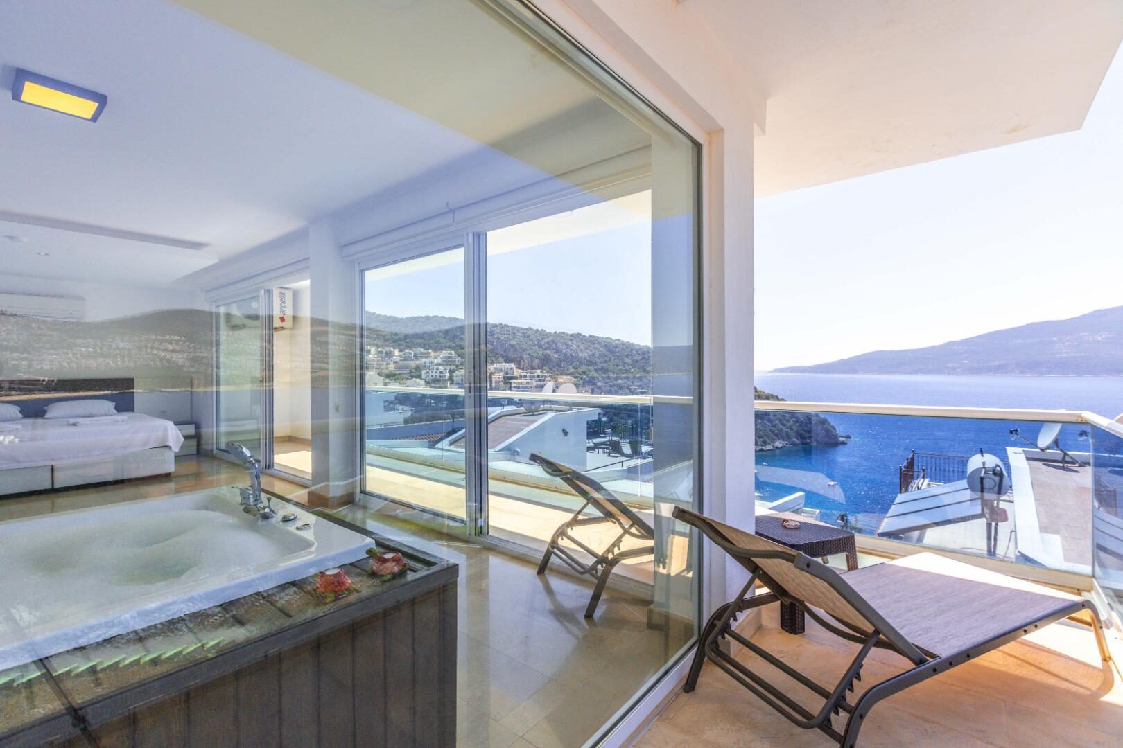 Villa Everes — 58