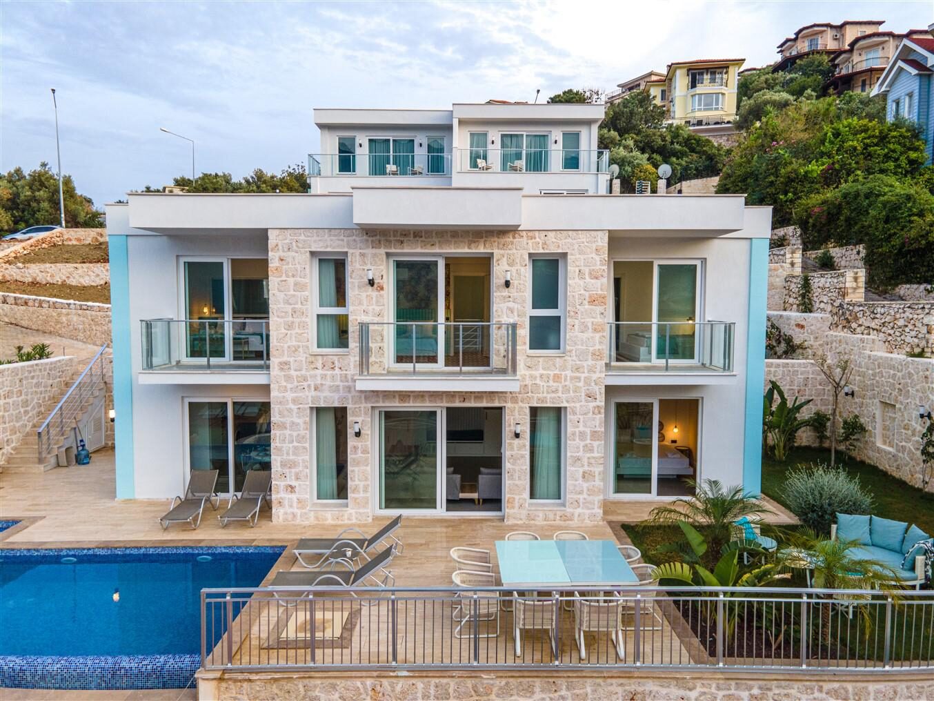 Villa Kanyon Bloom — 2