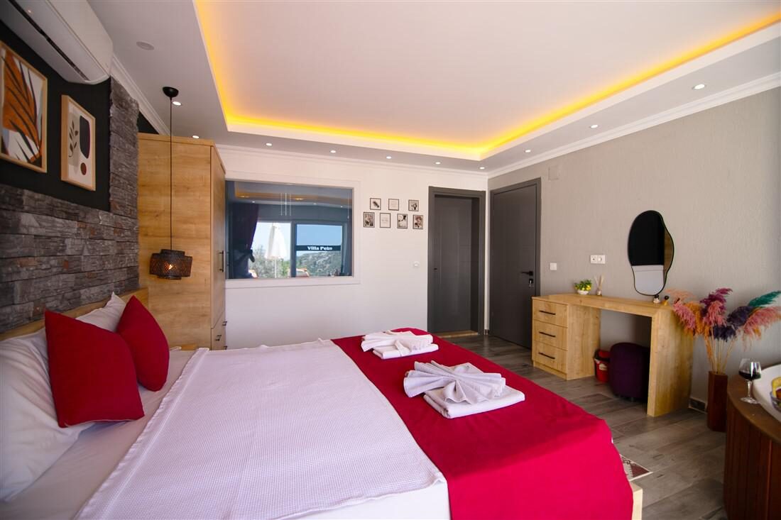 Villa Petra — 38