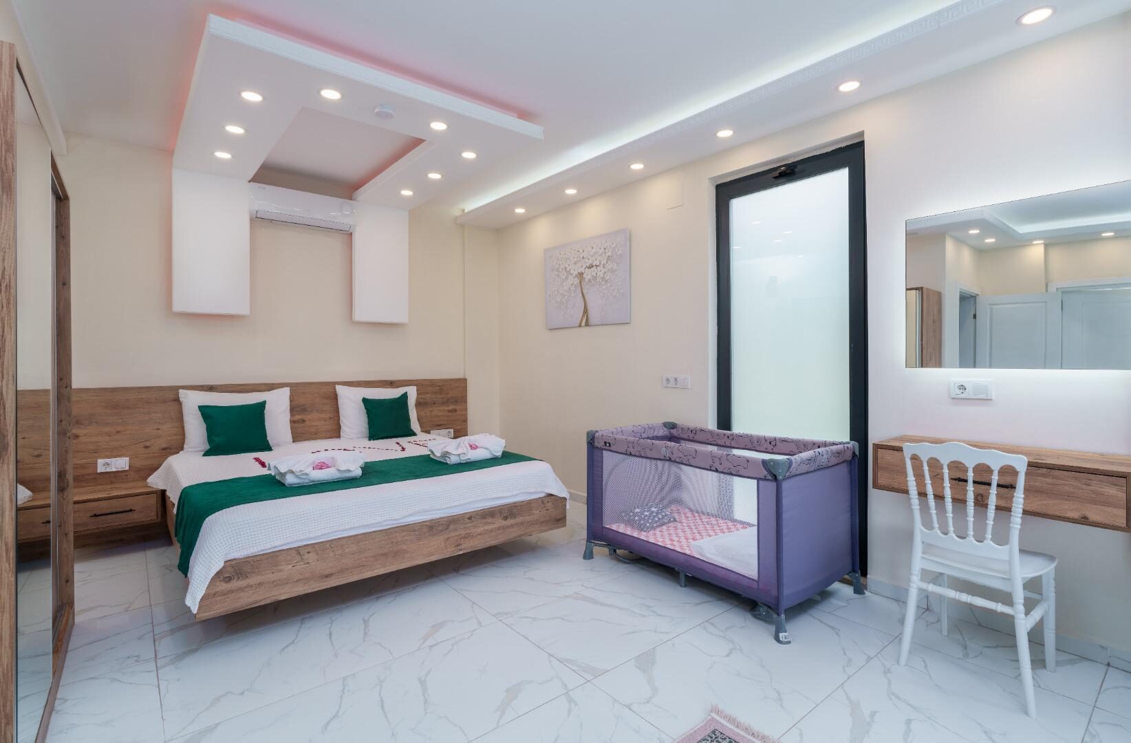 Villa Elena 1 — 72