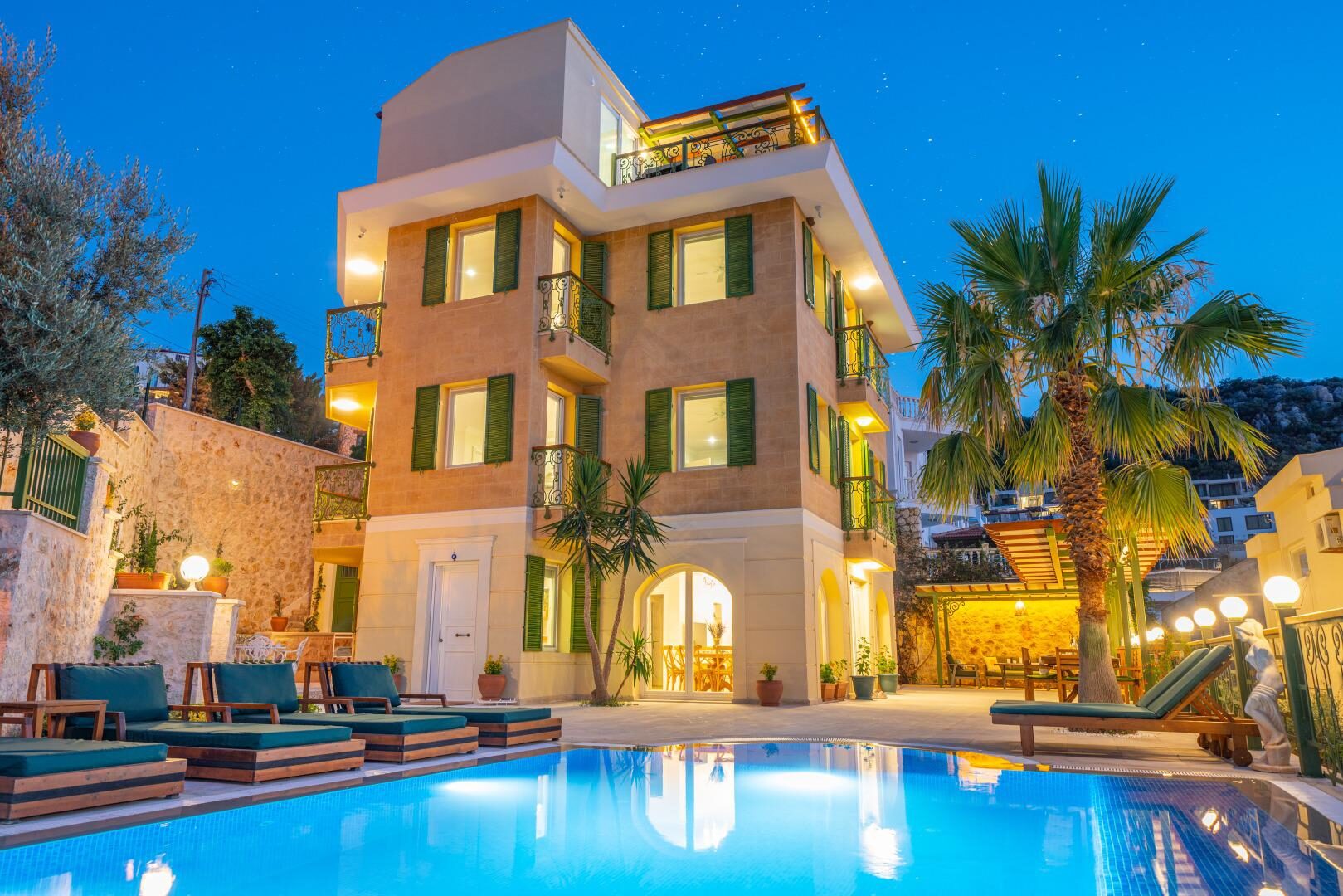 Villa Grande — 2