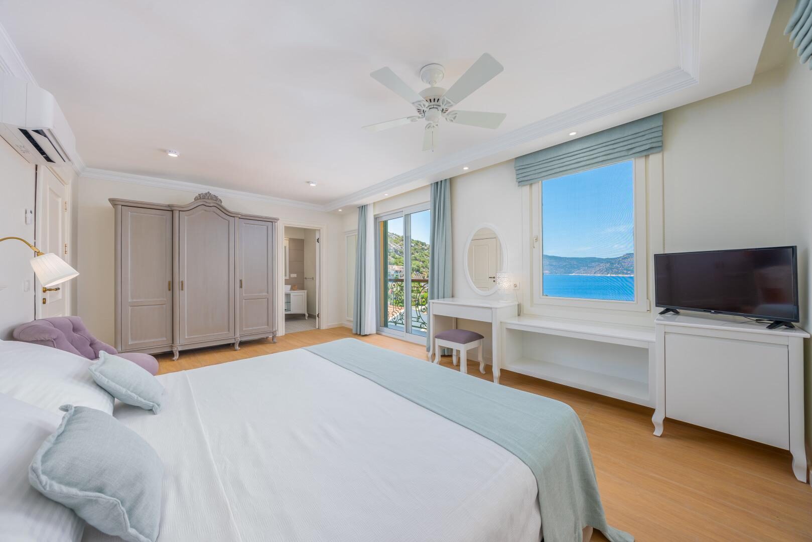 Villa Grande — 60