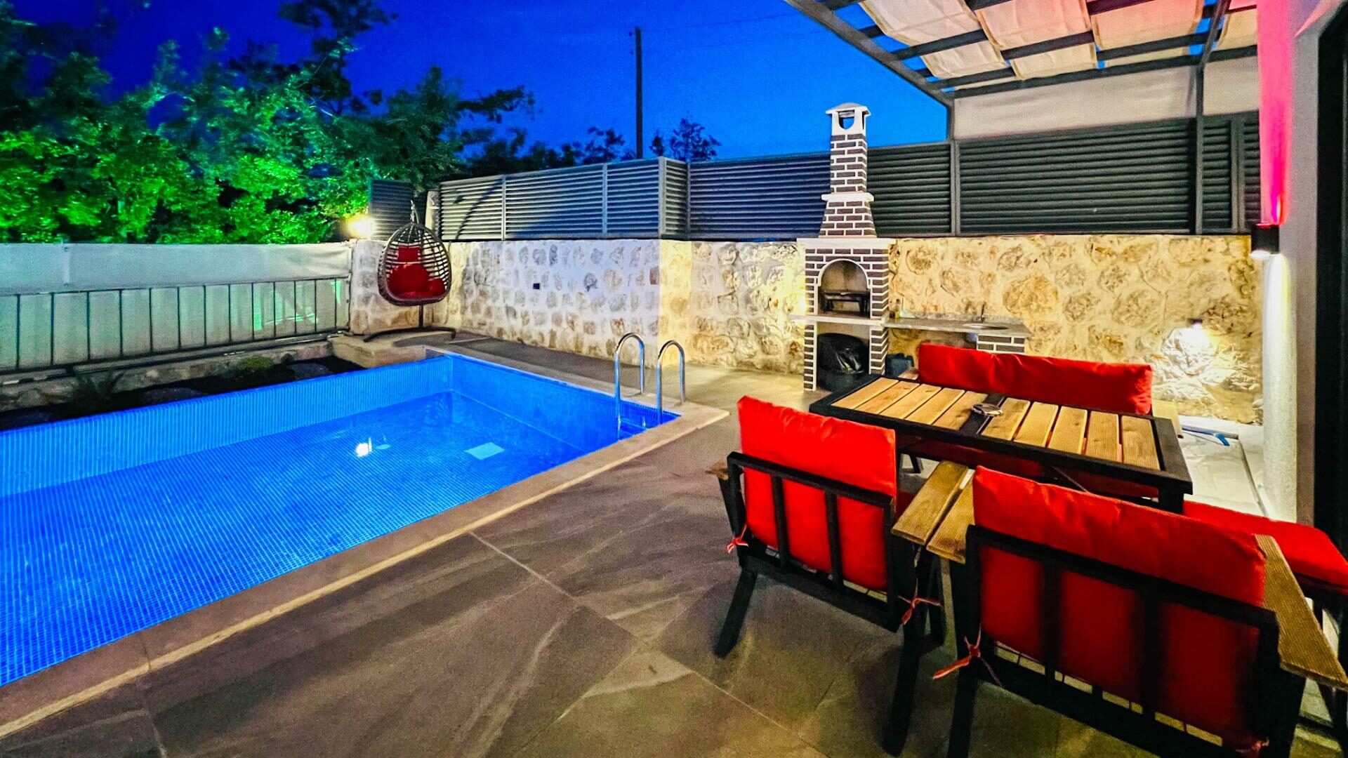 Villa Lantana — 3
