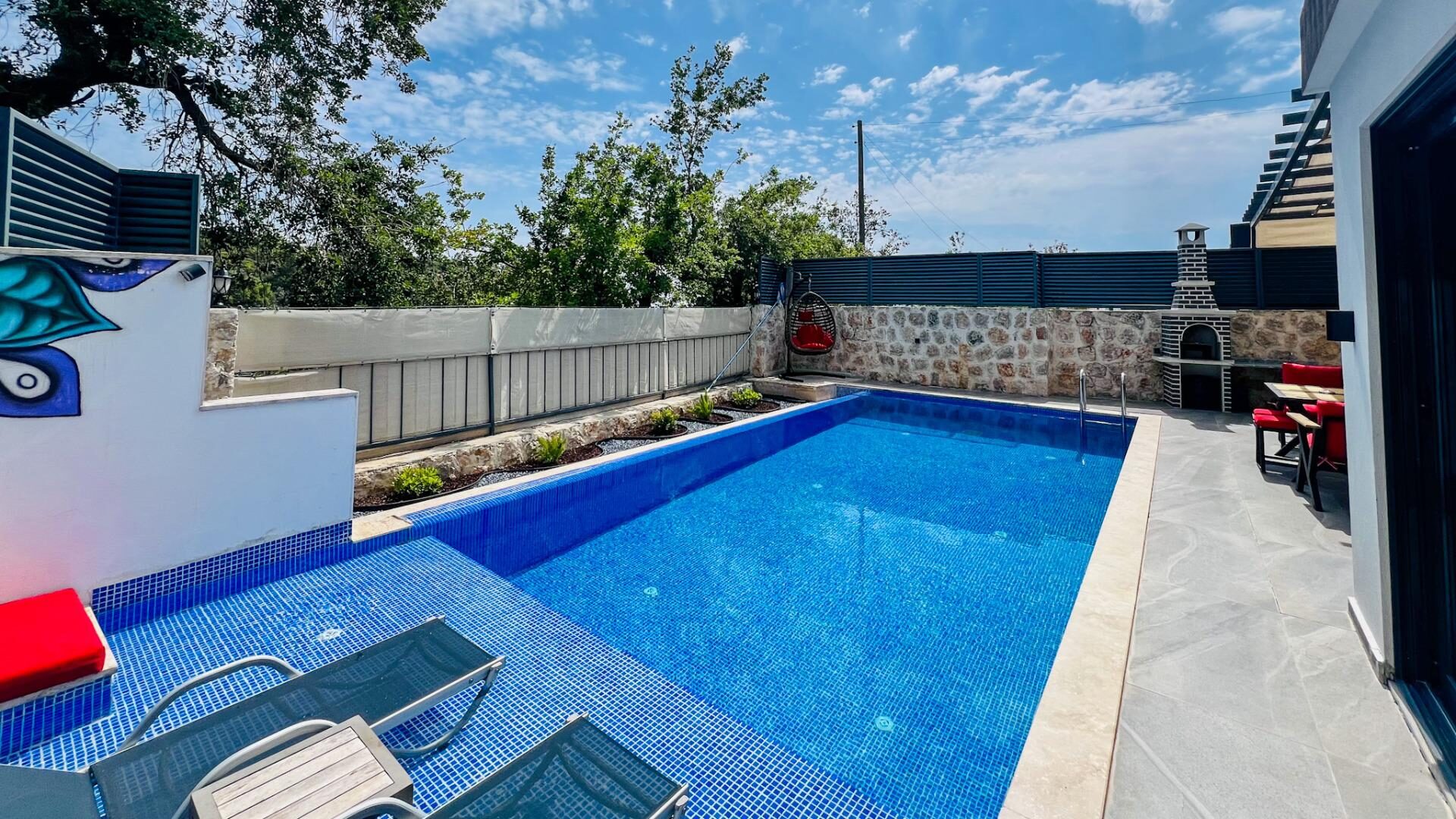 Villa Lantana — 16