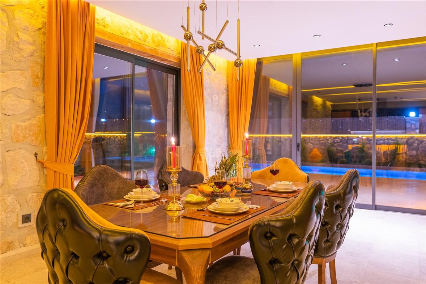 Villa Vip — 75